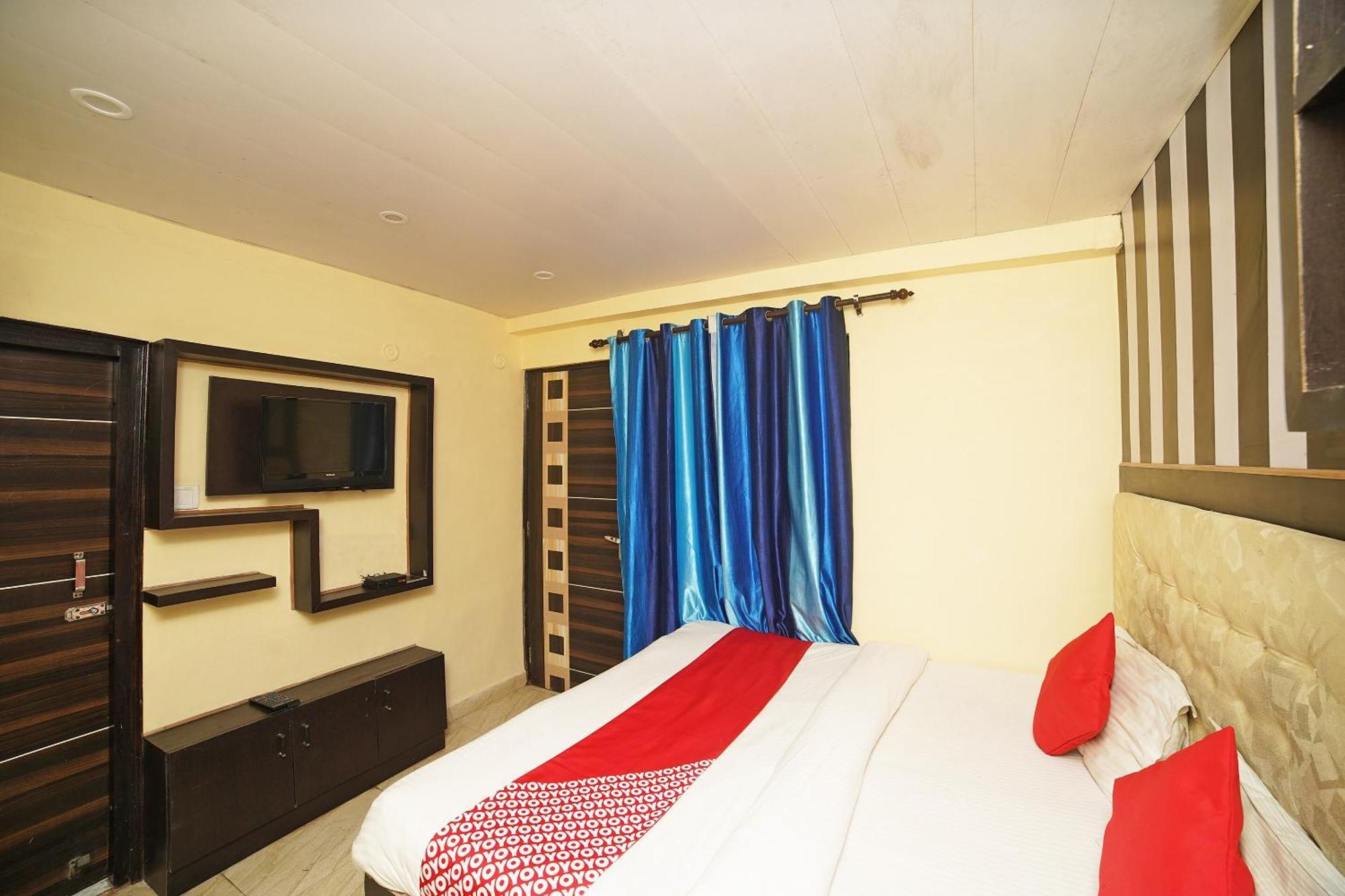 Oyo Flagship 8594 Golden Nest Hotel Nainital Exterior photo